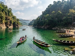 Why This River In Dawki, Meghalaya Looks Invisible, And The Adventure It Offers Tourists