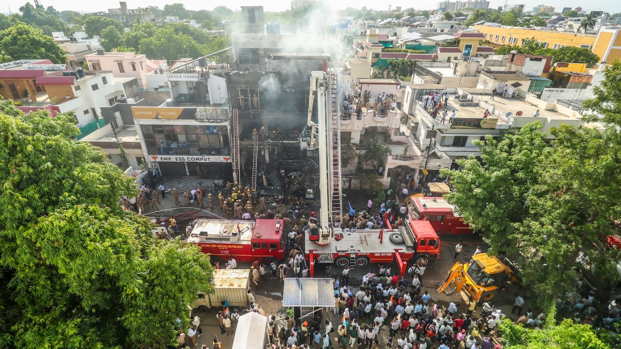 Lucknow Aliganj Fire News Lucknow Aliganj Fire News