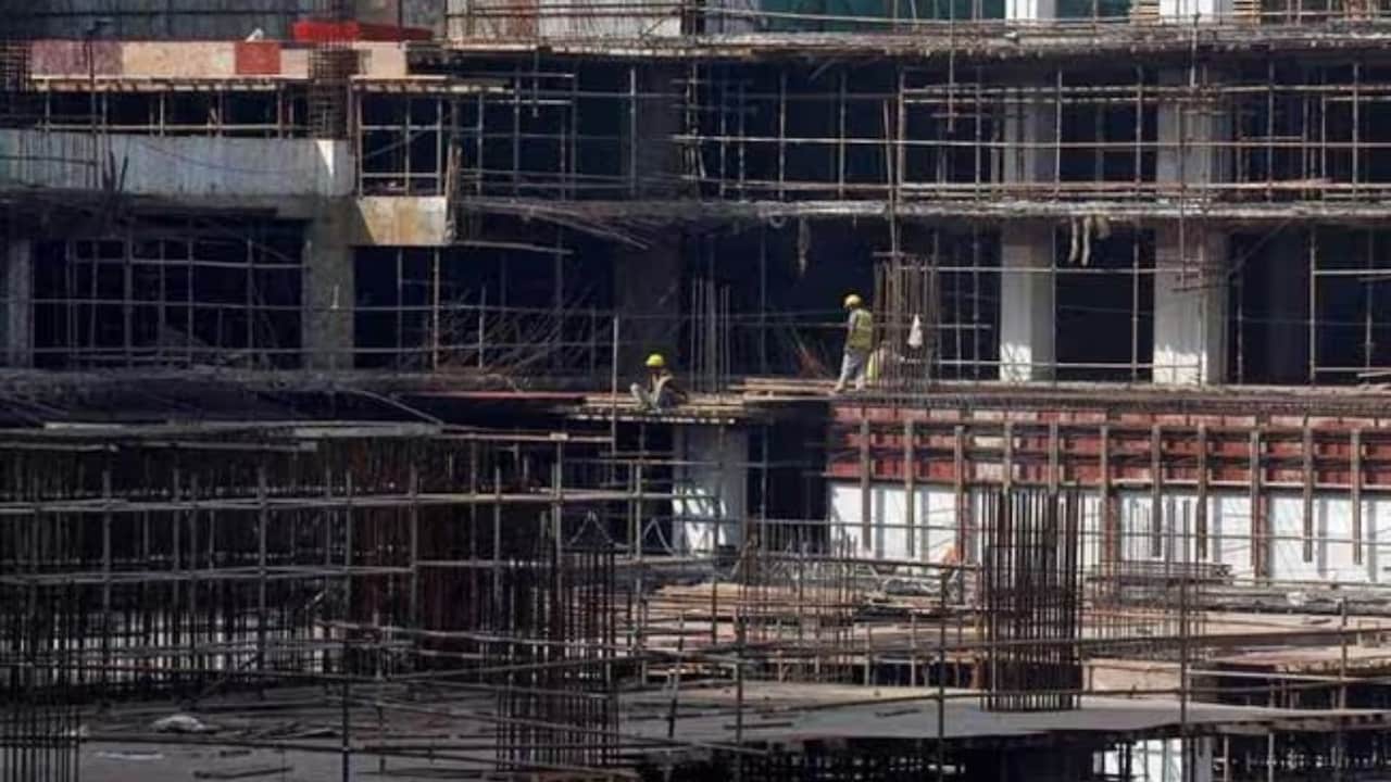 दिल्ली में अवैध निर्माण और अतिक्रमण पर Zero Tolerance पॉलिसी लागू, बैंक अकाउंट फ्रीज के साथ हो सकती है जेल, जानें पूरी डिटेल