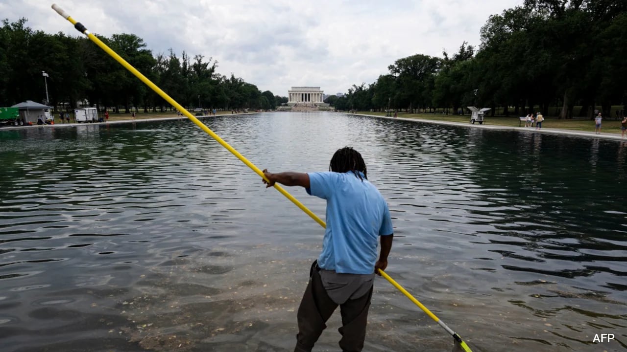 Trump Threatens Prison For Damage To Washington Reflecting Pool