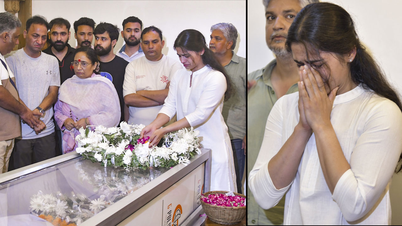 Jaspal Rana Dies; Olympian Manu Bhaker In Tears At Final Rites