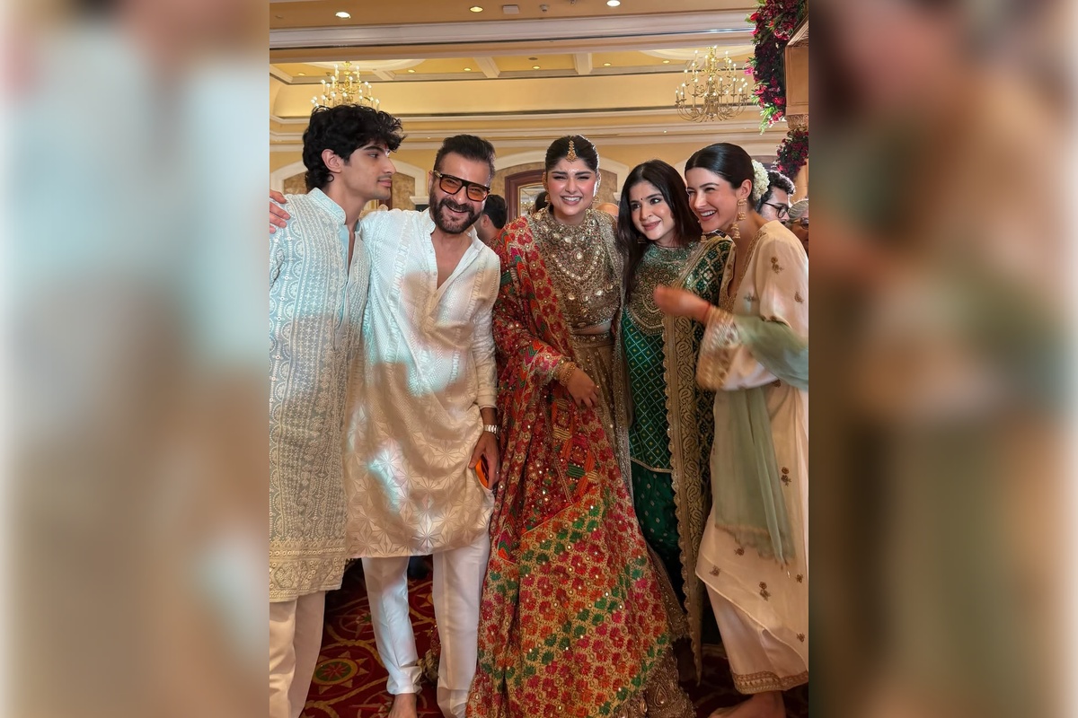 Inside Anshula Kapoor's Pre-Wedding Look: Phulkari Dupatta Steals the Show