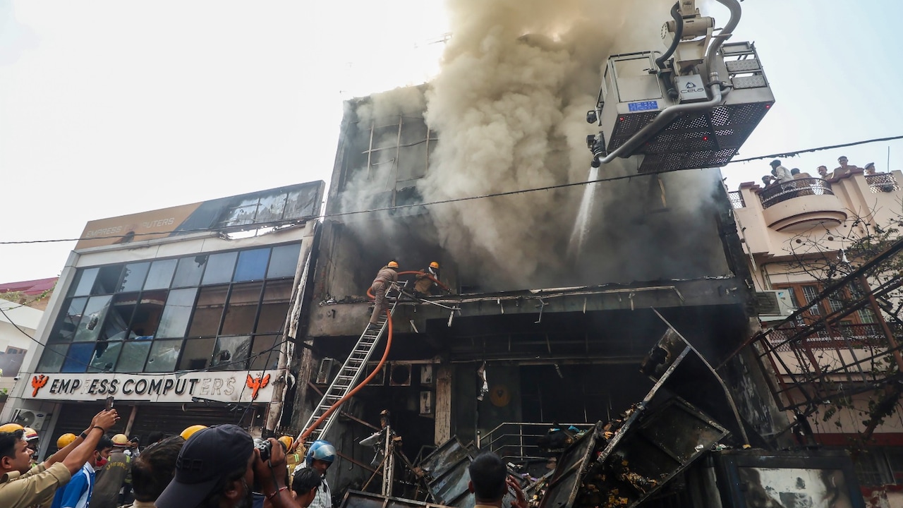 Lucknow Aliganj Fire News Lucknow Aliganj Fire News