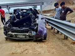 BMW Z4 Crashes At 250 kmph Near Mumbai, Two Killed In High-Speed Horror