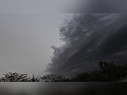 राजस्&zwj;थान में बार&zwj;िश, गर्मी से राहत; आंधी में मालगाड़ी के 4 कंटेनर उड़े&nbsp;