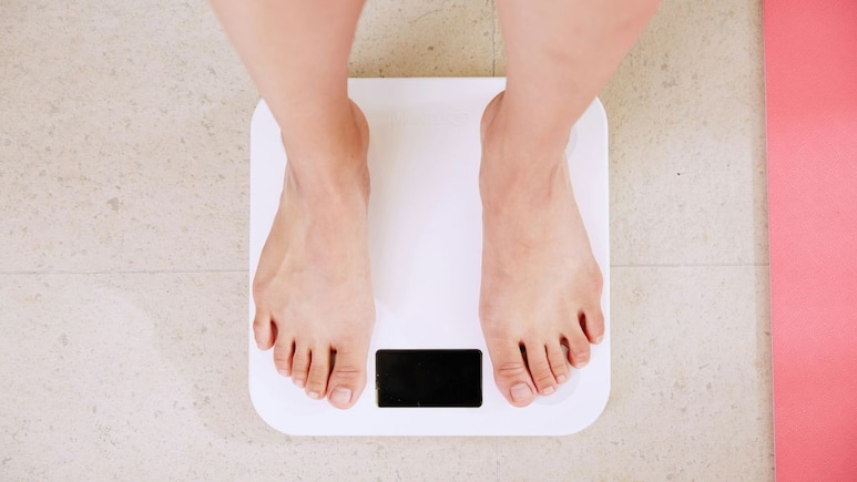 Fitness Coach Shares 7 Worst Times To Check Your Weight