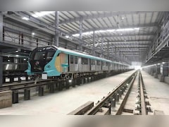 Good News For Metro 3 Travellers: Mobile Network Services Now Available On Aqua Line