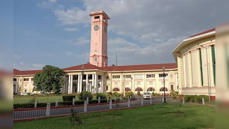 बिहार में प्रशासनिक स्तर पर बड़ा फेरबदल, 21 IAS अधिकारियों का हुआ तबादला, पटना के डीएम भी बदले गए