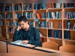 B.Tech in IT या  B.Tech in Cyber Security: कौन सा कोर्स बेहतर