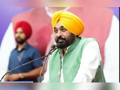 CM भगवंत मान ने 355 युवाओं को सौंपे नियुक्ति पत्र, कहा- पंजाब में सरकारी नौकरियों के लिए सिर्फ योग्यता मापदंड