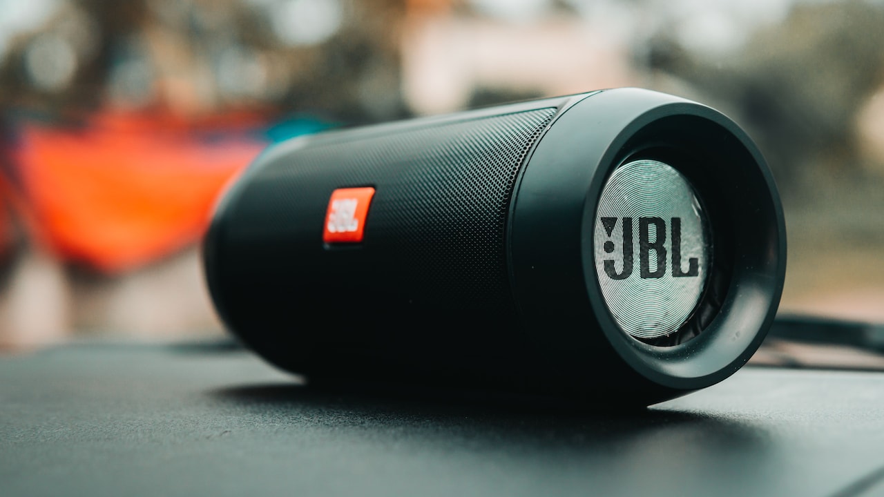 Which speaker do you want to grab under ₹15,000 from Amazon Prime Day Early Deals?