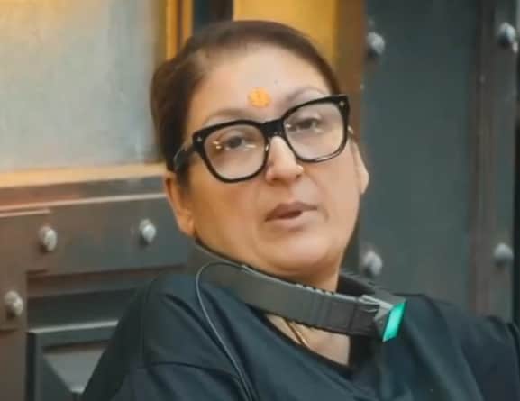 Sunita Ahuja Hits Back At Trolls Questioning Her Over Drinking And Partying