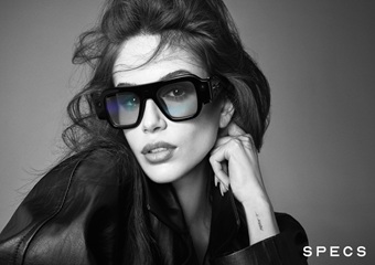 Specs AR Glasses लॉन्च, 20 घंटे चलेगी बैटरी, AI फीचर्स के साथ गजब के फायदे, जानें कीमत