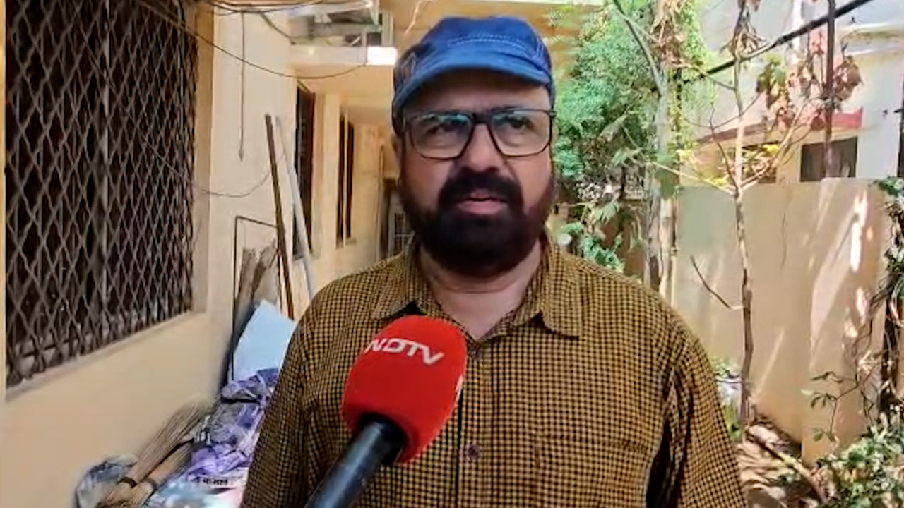 'My Son Cried': Father On NEET Admit Card Error Showing Abu Dhabi Centre