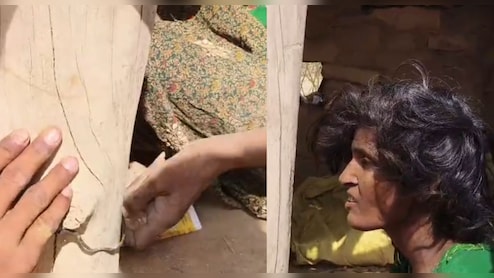 बेड़&zwj;ियों में जकड़ी मह&zwj;िला को कराया आजाद, पुनर्वास गृह भेजा&nbsp;