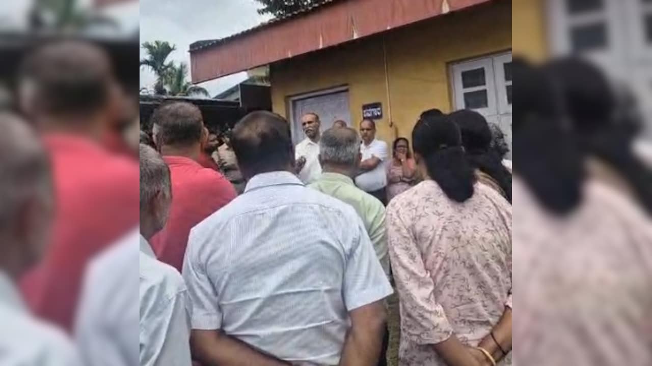 कर्नाटक: हाथी के हमले में  पूर्व IPS अधिकारी की पत्नी की मौत, इलाज के दौरान तोड़ा दम