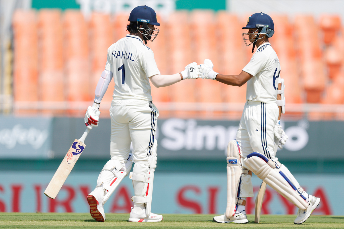 One-Off Test Day 1 Live: Jaiswal Departs After Rahul Gains Massive Lifeline