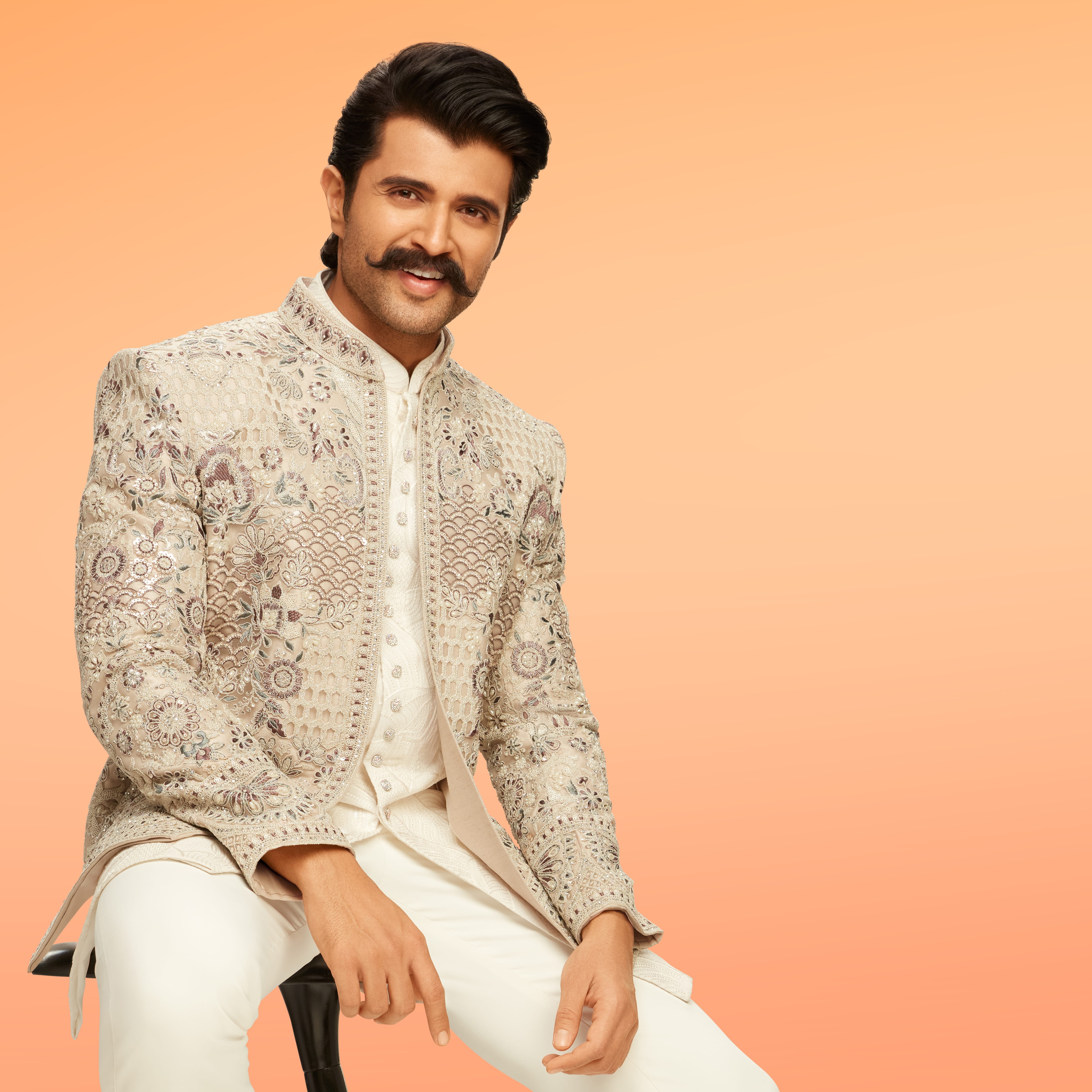Myntra End Of Reason Sale On Manyawar Collection