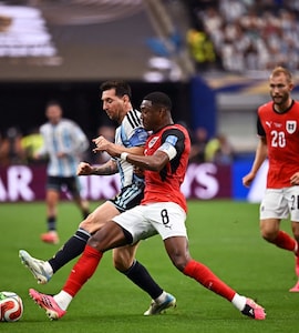 Controversy Over Lionel Messis Record 17th FIFA World Cup Goal. Why It Shouldnt Have Stood