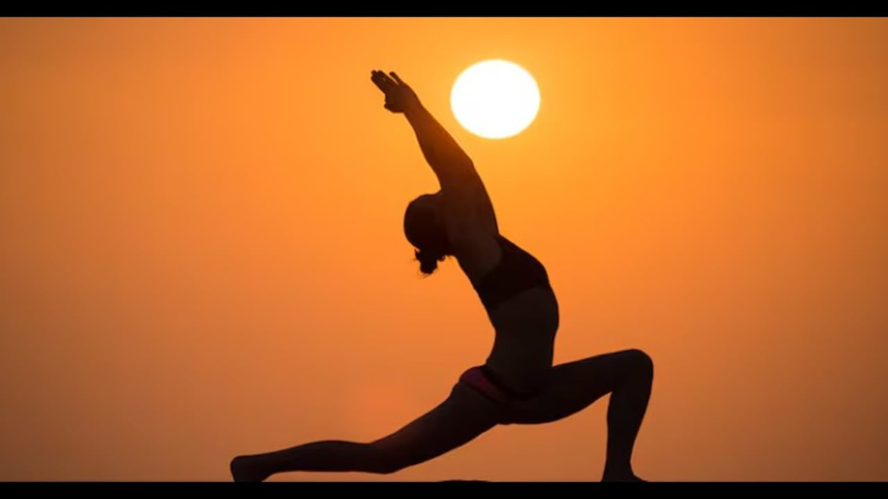 योग दिवस क्यों है खास? जानें 2026 की थीम और शेयर करने के लिए