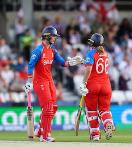 Womens T20 World Cup: England Beat Scotland To Stay Unbeaten In Group B