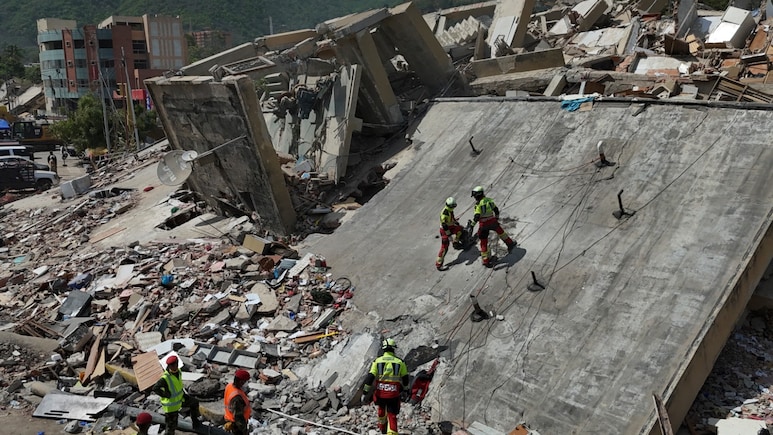 Venezuela Earthquake: 72 Hours Gone, Hope Fading &mdash;Then Rescuers Find Father And Son Alive