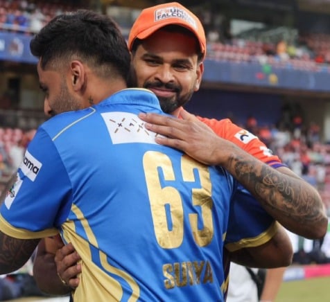 Suryakumar's Post For Shreyas After Losing T20I Captaincy: "Be Yourself"