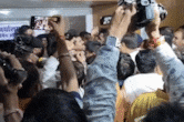 VIDEO: राज्यसभा चुनाव से पहले एमपी विधानसभा में बवाल, बीजेपी-कांग्रेस विधायकों में हुई धक्का-मुक्की