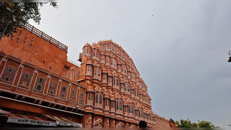 मानसून से पहले राजस्&zwj;थान में पारा हाई, श्रीगंगानगर में 44 डिग्री पहुंचा पारा; 25 जिलों में बारिश का अलर्ट