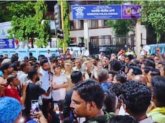 Navi Mumbai : नवी मुंबईतील रस्त्यावर हजारो नागरिकांचा उद्रेक; रात्रीच्या अंधारात संतापाच्या भरात घोषणाबाजी
