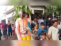 बुजुर्ग का मुंह काला कर जूतों की माला पहनाई और की पिटाई,  कासगंज से सामने आई भीड़तंत्र की खौफनाक तस्वीर