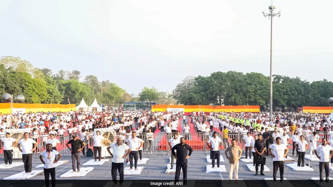 हरियाणा सरकार का बड़ा फैसला, शिक्षा और नौकरियों में योग किया अनिवार्य; छठी कक्षा के करिकुलम में शामिल