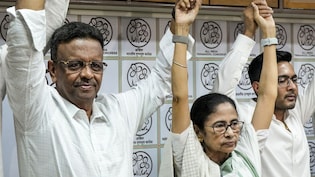 Mamata Banerjee's Close Aide Quits As Kolkata Mayor Amid Trinamool Crisis