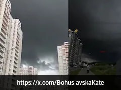 Did 'Black Rain' Fall On Moscow? Residents Say Yes, But The Kremlin Denies It