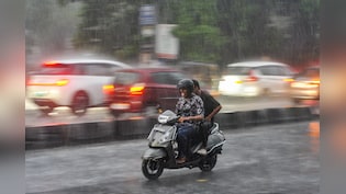 Rain Alert: यूपी के 65 जिलों में बारिश तो 12 में ओले गिरने का अलर्ट, जानिए IMD का मौसम को लेकर अपडेट