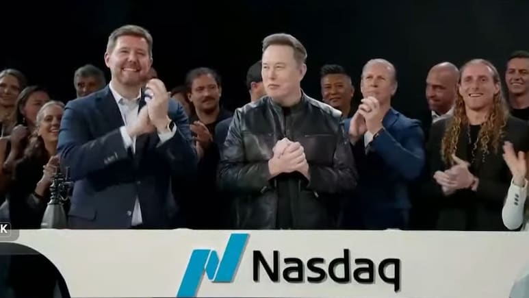 SpaceX IPO: लॉन्च हुआ दुनिया का सबसे बड़ा IPO, अमेरिका के नैस्डैक एक्सचेंज पर लिस्ट हुई मस्क की स्पेसएक्स
