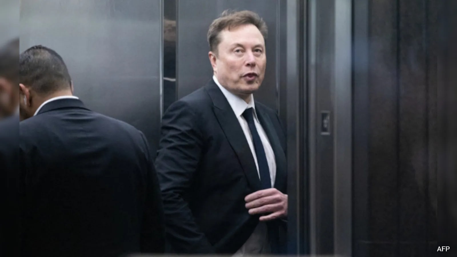 Iran Adds Elon Musk’s SpaceX, Starlink To Military Target List In Middle East: Report