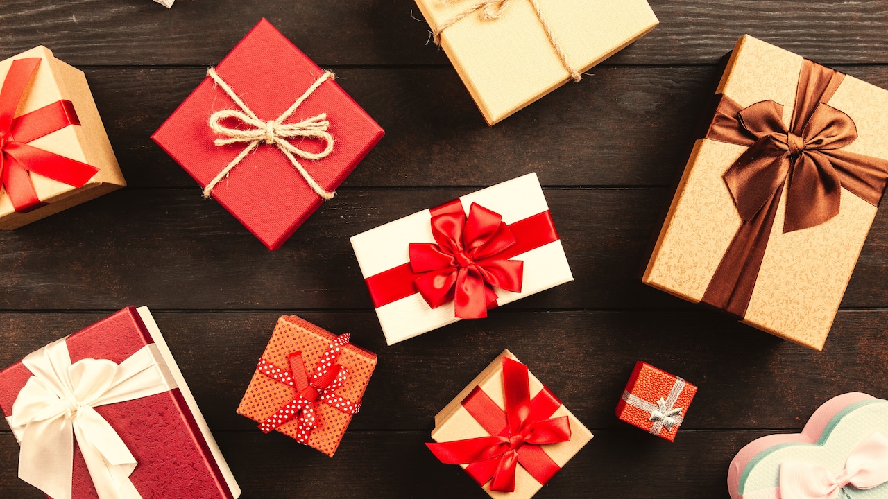 What gifts do you want to give to the Capricorn born baby?