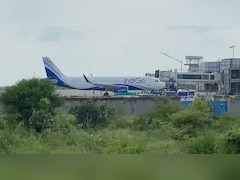 जबलपुर एयरपोर्ट पर सुप्रीम कोर्ट के वकील और अन्य यात्री के बीच मारपीट, राज्यसभा सांसद ने उठाए सवाल