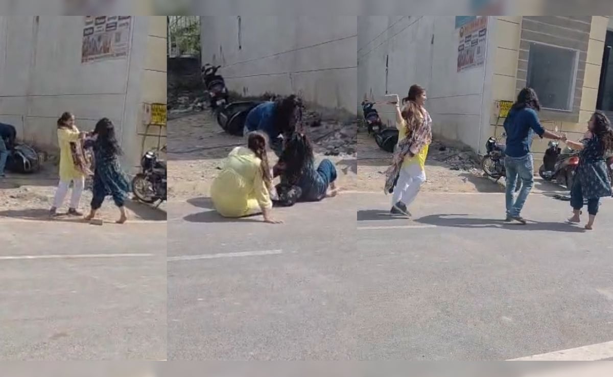 होटल के बाहर पति संग प्रेमिका को देख भड़की पत्नी, बीच रोड पर बाल पकड़कर की पिटाई; देखें हाईवोल्टेज ड्रामा