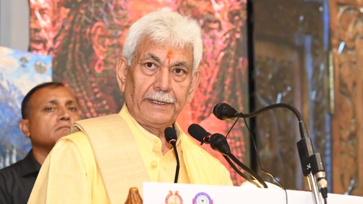 'Common Kashmiri Has Done No Wrong': Lt Governor Manoj Sinha On Exodus
