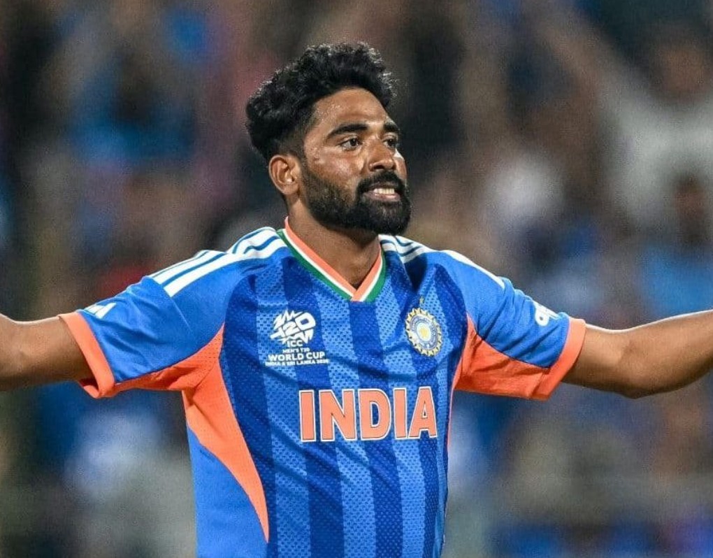 मोहम्मद सिराज की आयरलैंड-इंग्लैंड दौरे से हो गई छुट्टी, जानें उनकी जगह पर किसे मिला मौका