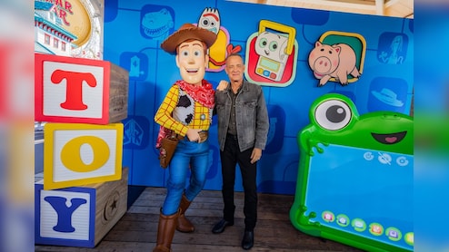 Tom Hanks Says Voice Actors Don't Need Their Own Academy Award Category