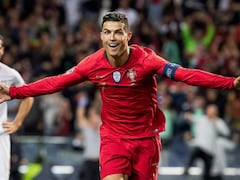 Ronaldo's Large Heartedness: "He'd Give iPad, Phone, Perfumes" To Teammates
