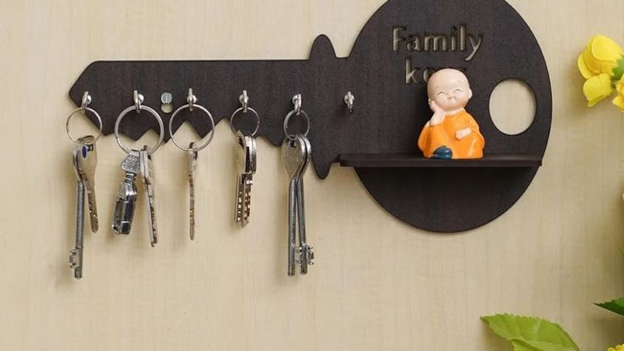 7 Amazon Finds For People Who Keep Losing Their Keys 7 Amazon Finds For People Who Keep Losing Their Keys
