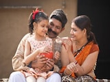 क्या आपने अपनी Family ID बनवाई? अब घर बैठे पाएं सरकारी स्कीम का लाभ, ऐसे करें अप्लाई क्या आपने अपनी Family ID बनवाई? अब घर बैठे पाएं सरकारी स्कीम का लाभ, ऐसे करें अप्लाई
