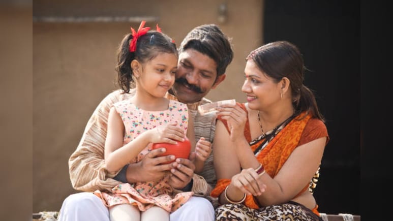 क्या आपने अपनी Family ID बनवाई? अब घर बैठे पाएं सरकारी स्कीम का लाभ, ऐसे करें अप्लाई