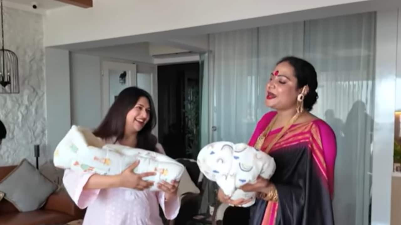 दिव्यांका त्रिपाठी के बेटों को आशीर्वाद देने पहुंचे किन्नर, 