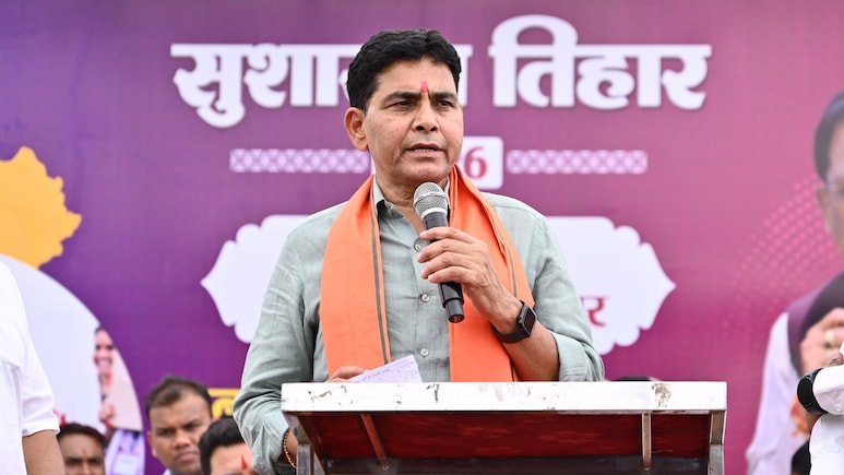 नेहरू-मोदी तुलना पर तेज सियासत; छत्तीसगढ़ के मंत्री टंकराम वर्मा का भूपेश बघेल पर पलटवार, BJP vs कांग्रेस