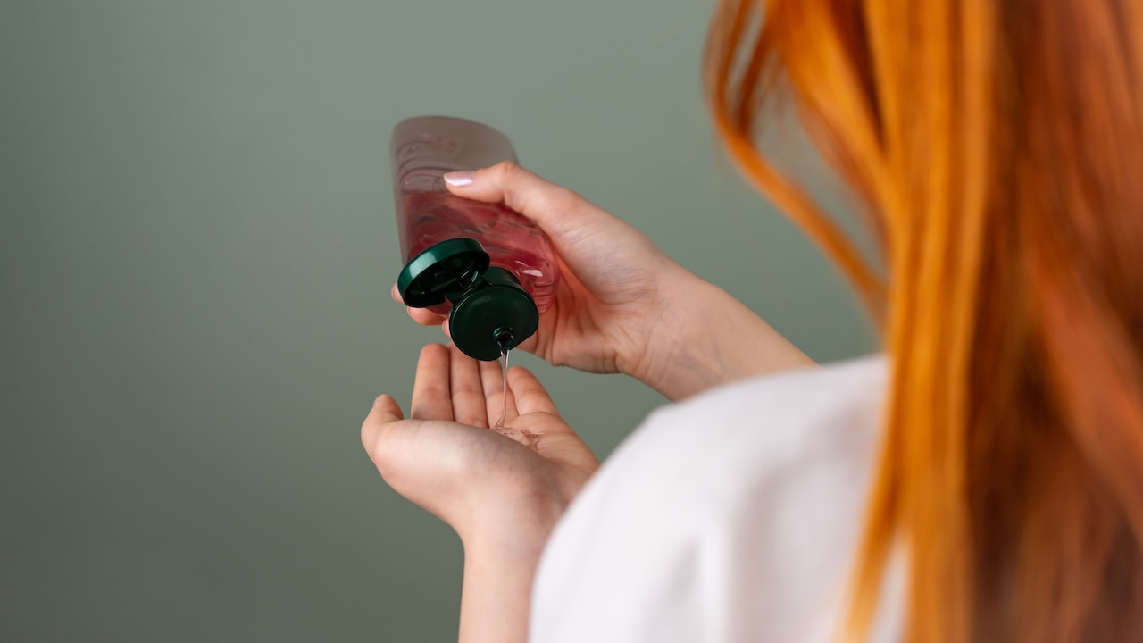 Does Shampoo Really Stop Working? Build-Up And Hard Water Explained